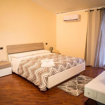Hotel Lonatino Lonato Ngoại thất bức ảnh
